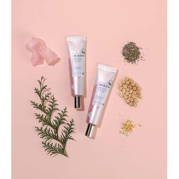 Očný a pleťový krém (Only One Eye Cream for Face)